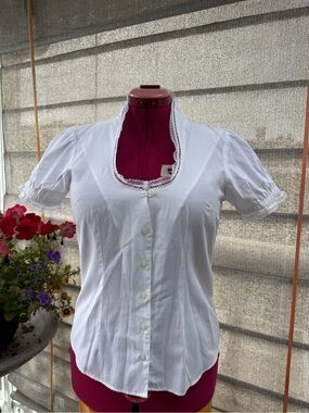 Stockerpoint Trachten Blouse for Oktoberfest